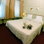 Laurin Hotel 4*