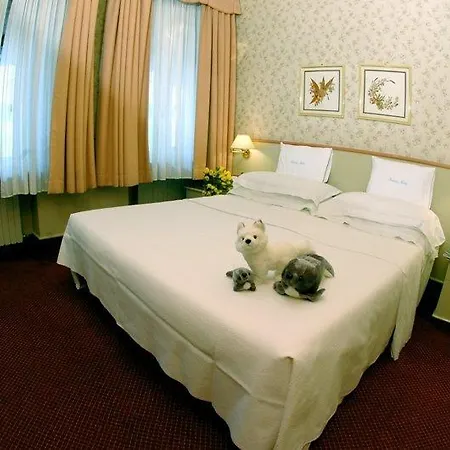 Laurin Hotel 4*