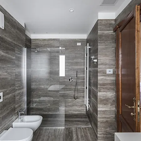 Laurin Hotel 4*