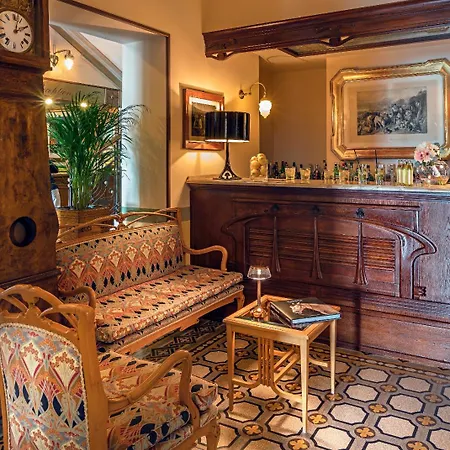 Laurin Hotel 4*