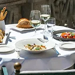 Hotel Laurin 4*
