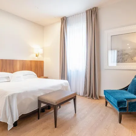 Laurin Hotel