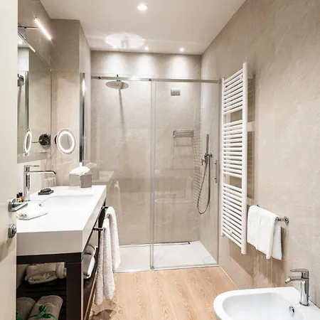 Laurin Hotel 4*